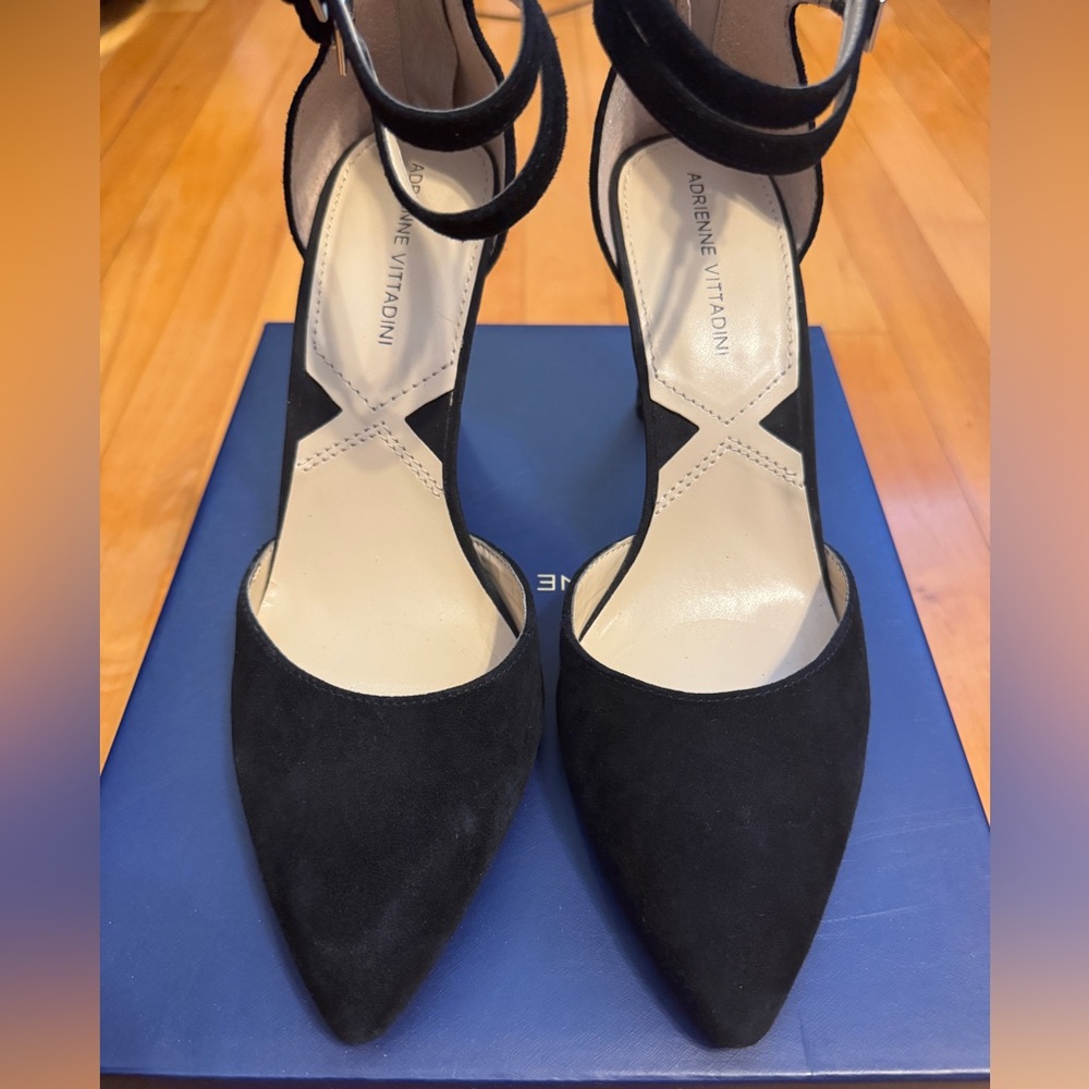 Adrienne Vittadini Women’s Nevi Two Piece Black Suede Pumps - Picture 9 of 11